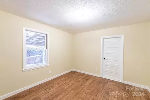 Bedroom - 84 Woodtop Rd, Sylva, NC 28779 photo 3 of 3