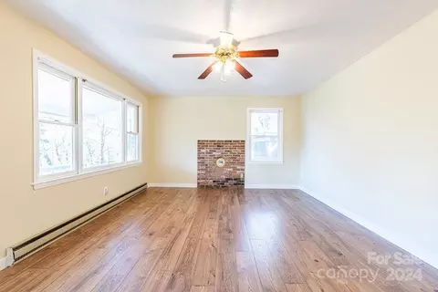 Living - 84 Woodtop Rd, Sylva, NC 28779 photo 3 of 6