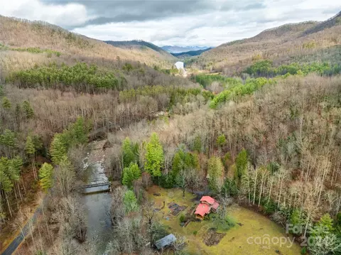 88 Steel Bridge Rd, Canton, NC 28716