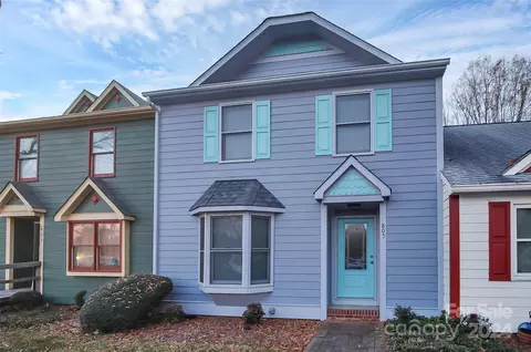 805 Prince Albert Ct, Statesville, NC 28677