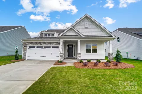 3011 Whispering Creek 145 Dr #145, Indian Trail, NC 28079