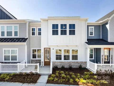 8912 Connover Hall Ave, Charlotte, NC 28215