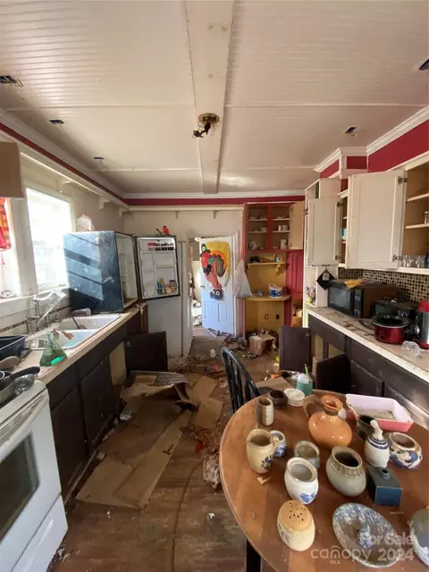 280 John Griffith Rd, Lansing, NC 28643 photo 9