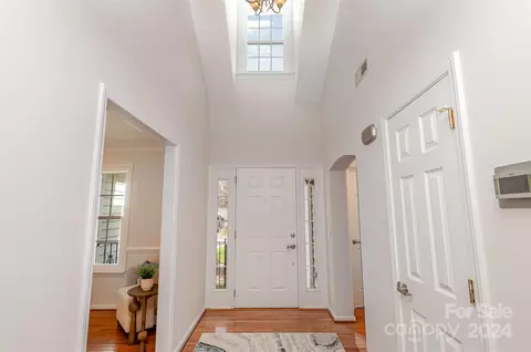 Entry Way - 19534 Dufour Ct, Cornelius, NC 28031 photo 1 of 2
