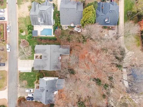 View/Area - 19534 Dufour Ct, Cornelius, NC 28031 photo 5 of 5