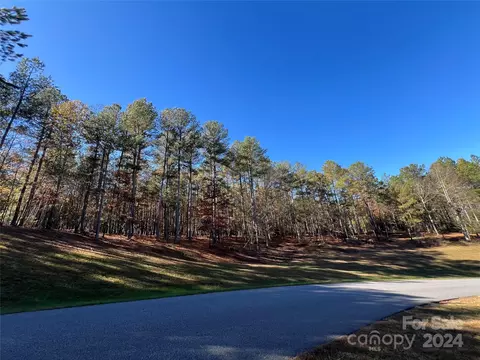 110 Rivercliff E 32 Dr E #32, Connelly Springs, NC 28612