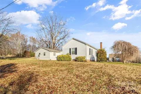 Exterior - 2385 E Us 70 Hwy, Morganton, NC 28655 photo 7 of 8