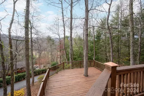 106 Buffalo Trl, Asheville, NC 28805