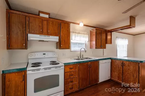 Kitchen - 680 Plainview Estate Ln, Vale, NC 28168 photo 1 of 1
