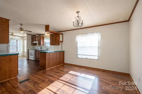 Living - 680 Plainview Estate Ln, Vale, NC 28168 photo 1 of 4