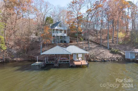 638 Deerfield Rd, Mount Gilead, NC 27306