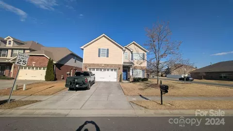 9931 Loughlin Ln, Charlotte, NC 28273