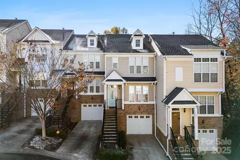 7108 Founders Club Ct, Charlotte, NC 28269