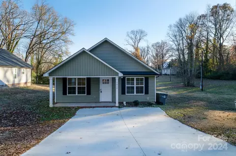 1014 Kansas St, Kannapolis, NC 28083