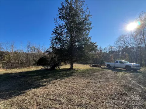 10533 Mount Holly Rd, Charlotte, NC 28214