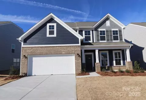 2608 Clipper Nw Ct NW, Concord, NC 28027