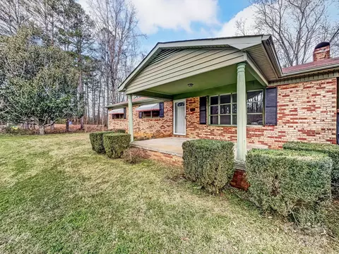 313 Lake Montonia Rd, Kings Mountain, NC 28086