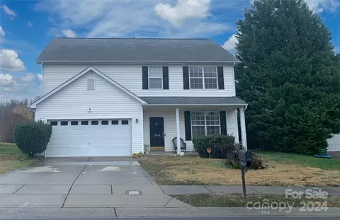 13618 Whitebark Ct, Charlotte, NC 28262