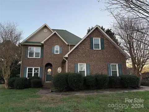 100 Southern Pines Dr, Shelby, NC 28152