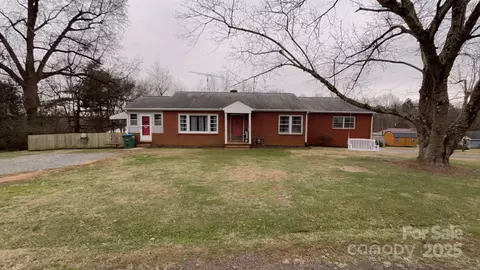 325 Hunter St, Salisbury, NC 28144