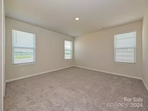 Bedroom - 1271 31st Ne St NE, Conover, NC 28613 photo 5 of 6