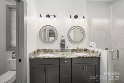 Bath - 461 Hawk Ridge Dr, Mill Spring, NC 28756 photo 1 of 2