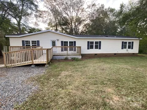 107 Churchview Dr, Lawndale, NC 28090