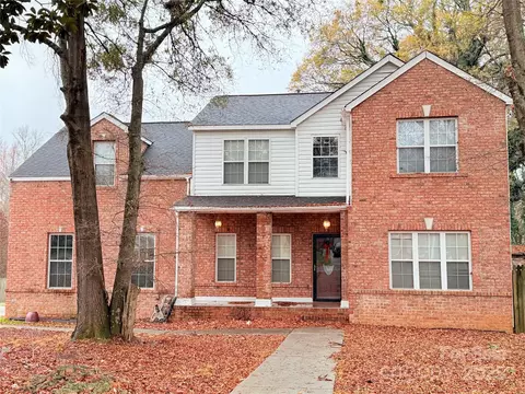 5846 Hanna Ct, Charlotte, NC 28212