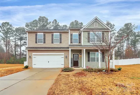 416 Wheat Field Dr, Mount Holly, NC 28120