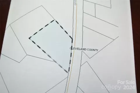 35 Goode Rd, Mooresboro, NC 28114