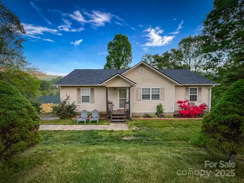 805 Reems Creek Rd, Weaverville, NC 28787