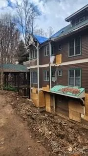 43 Creekside Way, Burnsville, NC 28714