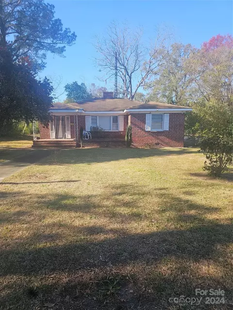 857 Eastland Ave, Kingstree, SC 29556
