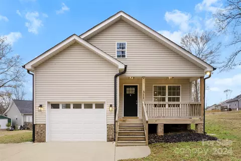 311 W Madison W St W, York, SC 29745