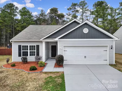 5217 Upton Pl, Charlotte, NC 28215