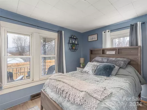Bedroom - 59 Devlin St, Canton, NC 28716 photo 1 of 4