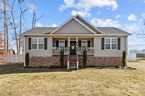 230 Tarheel Dr, Archdale, NC 27263