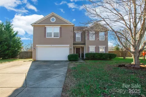 1114 Fenwick Ct, Clover, SC 29710