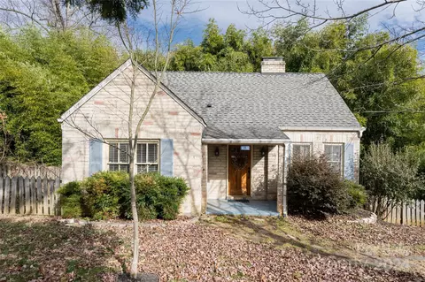 8 Waverly Rd, Asheville, NC 28803