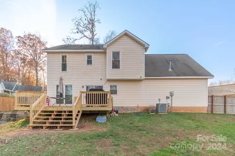 Exterior - 2800 Churn Ct, Monroe, NC 28110 photo 2 of 2