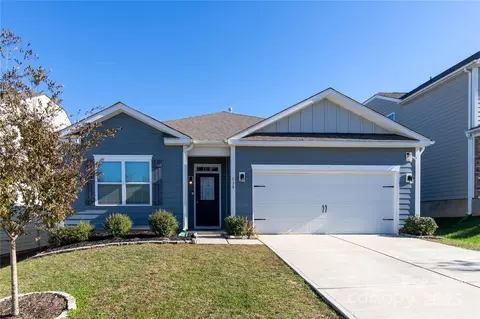 138 Gray Willow St, Mooresville, NC 28117