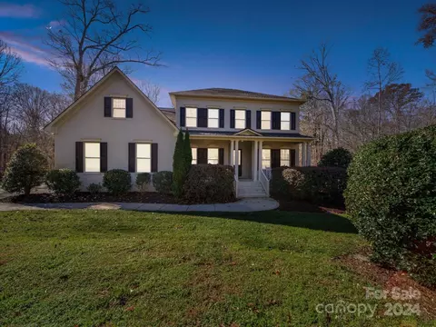 6723 Eliah Dr, Weddington, NC 28104