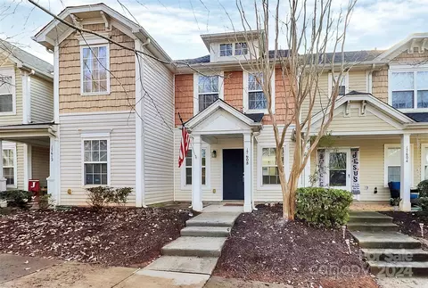 17608 Caldwell Track Dr, Cornelius, NC 28031