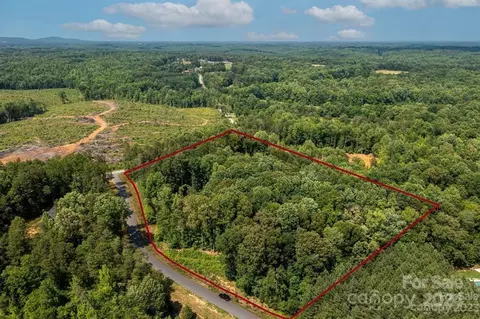 4 Christopher 4 Rd #4, Iron Station, NC 28080