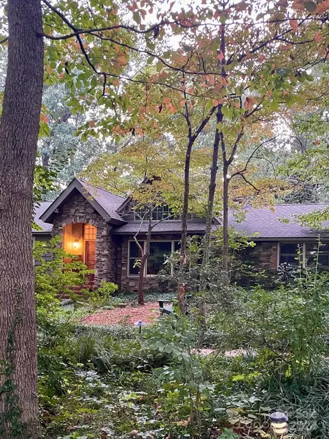 5616 Glenkirk Rd, Charlotte, NC 28210