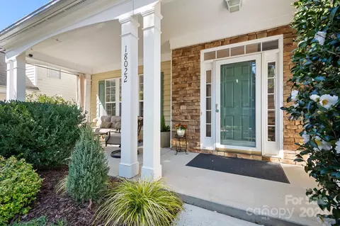 18022 Harbor Mist Rd, Cornelius, NC 28031 photo 2