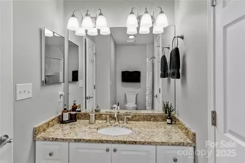 Bath - 751 Southwest Dr, Davidson, NC 28036 photo 3 of 5
