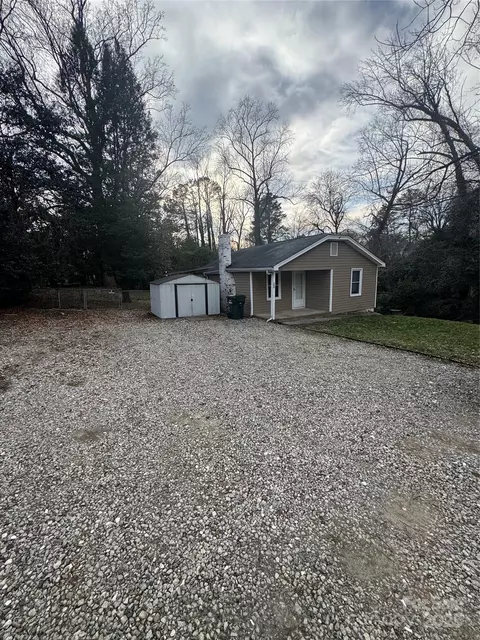 Exterior - 309 W Ruby W Ave W, Gastonia, NC 28052 photo 2 of 3