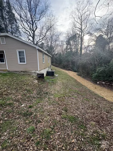 Exterior - 309 W Ruby W Ave W, Gastonia, NC 28052 photo 3 of 3