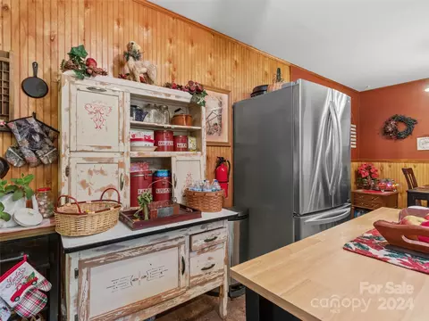 330 Old Us 19e Hwy, Spruce Pine, NC 28777 photo 12